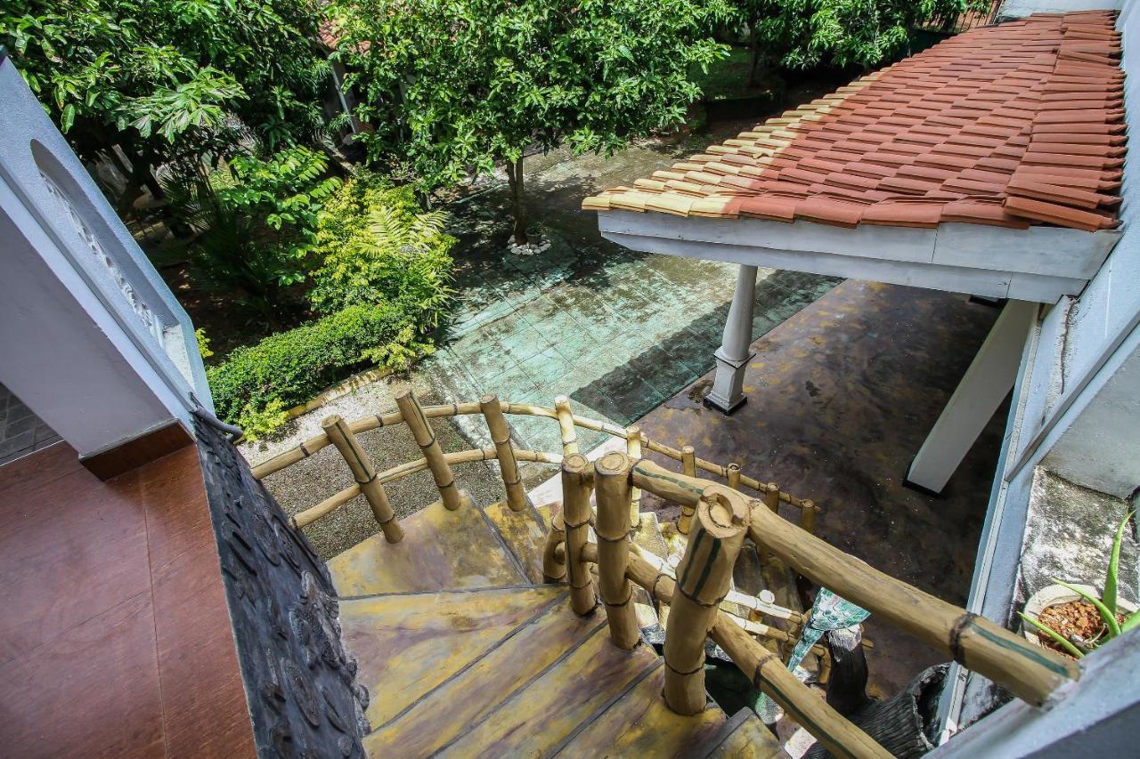 New Okay Hotel 贝鲁沃勒 外观 照片